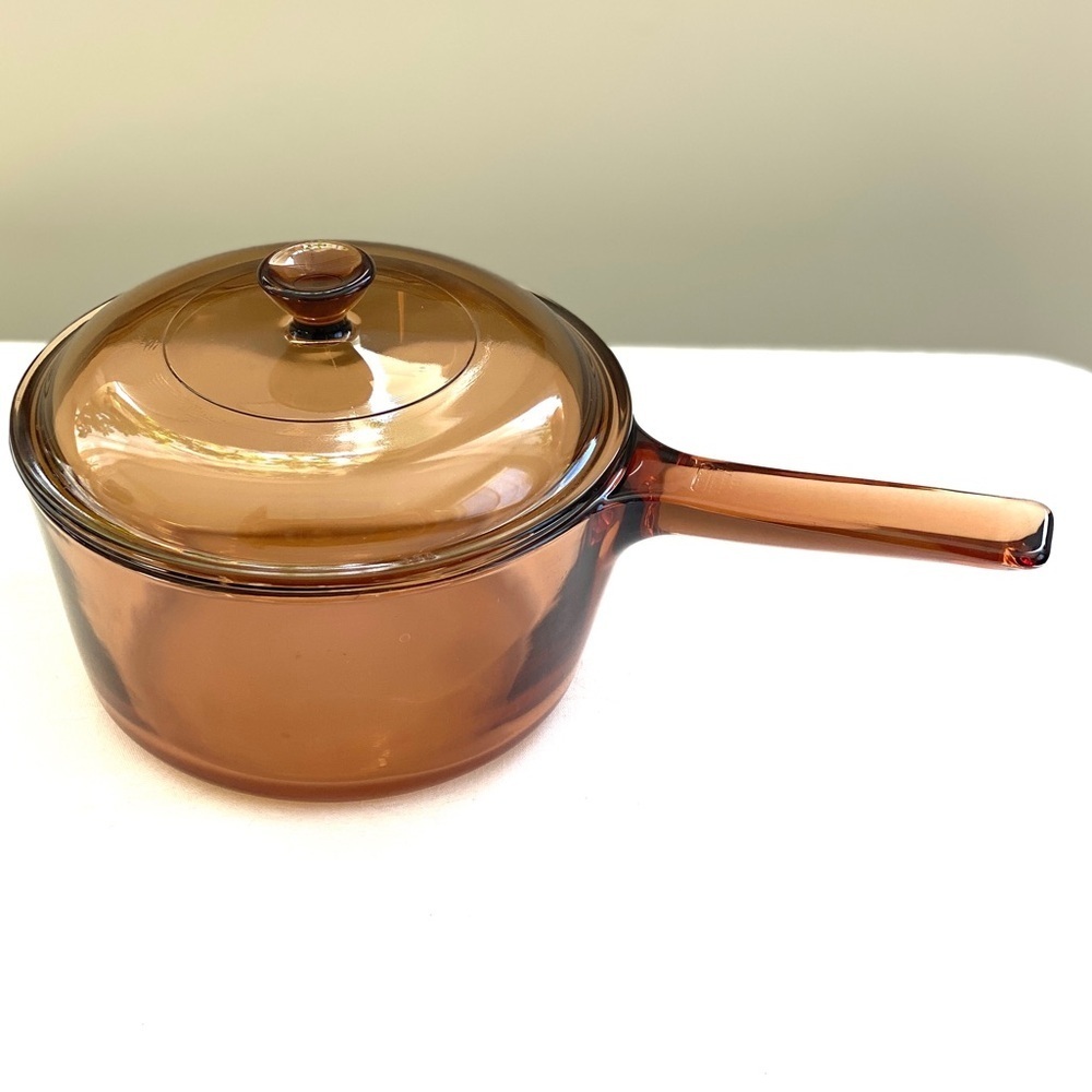 CORNING VISIONWARE 1.5 litre Saucepan with Lid Visions Made in France